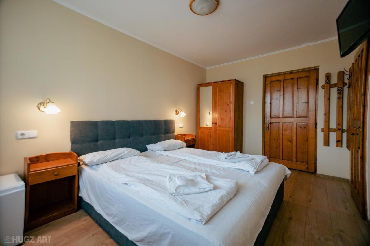 Pensiunea Viktoria Guest house BaileTusnad