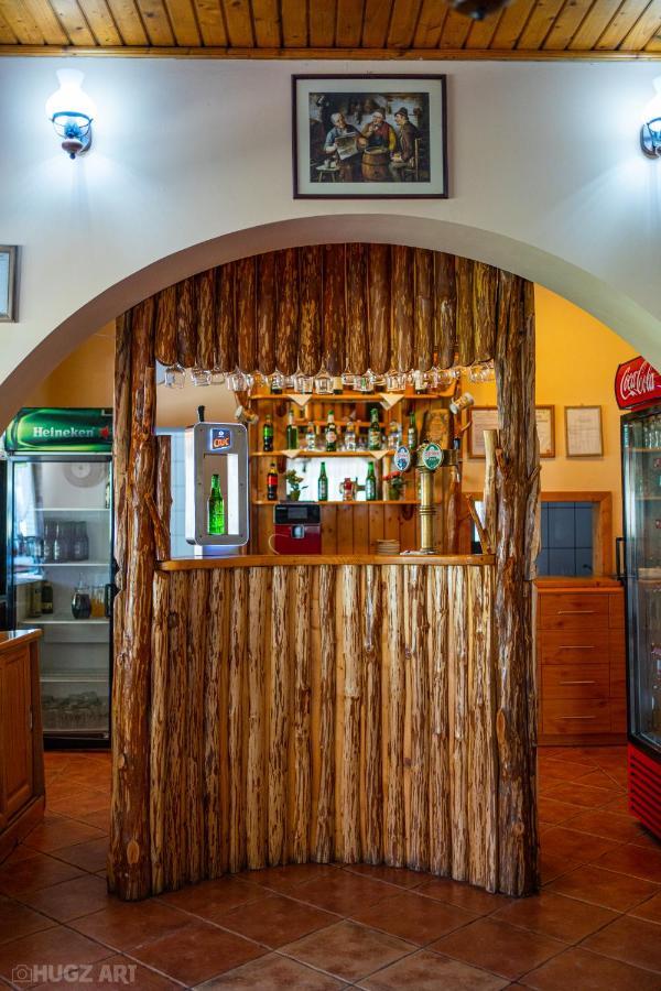 Guest house Pensiunea Viktoria *